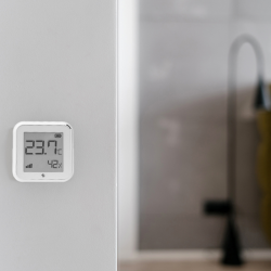 SHELLY - Wi-Fi humidity and temperature sensor Shelly Plus H&T